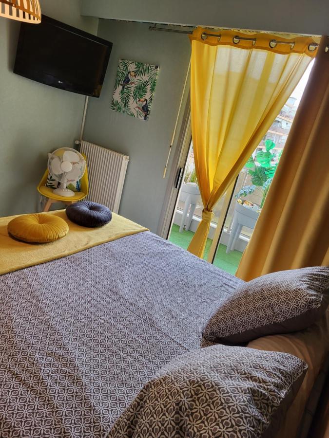 Chaleureux Appart 2 Pieces Entierement Renove. Apartment Сен-Лоран-дю-Вар Екстериор снимка
